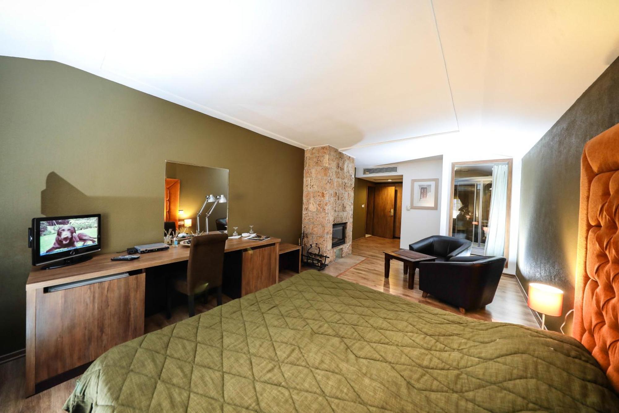 Hotel Carshia E Jupave Gjakova Екстер'єр фото