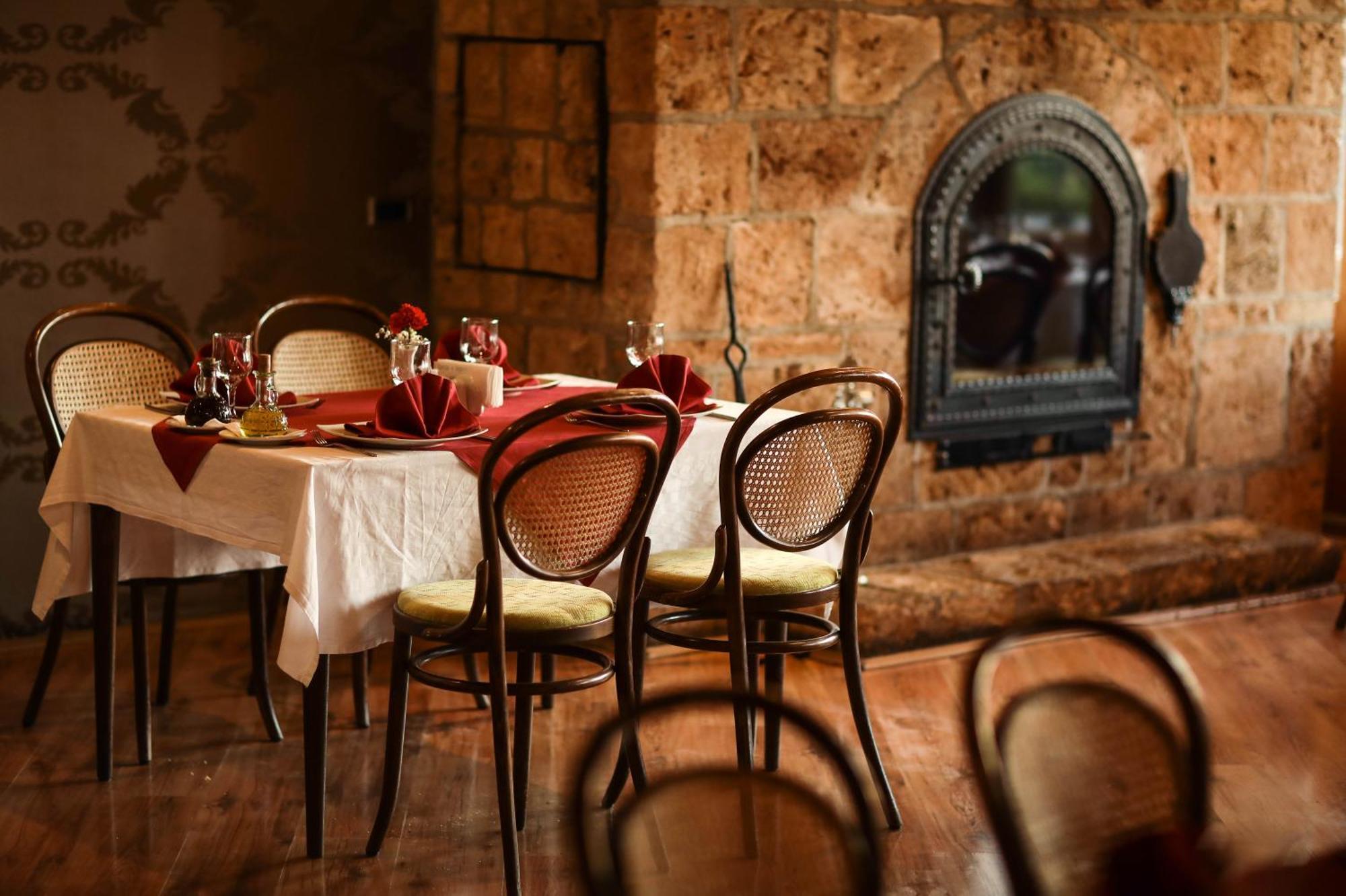 Hotel Carshia E Jupave Gjakova Екстер'єр фото
