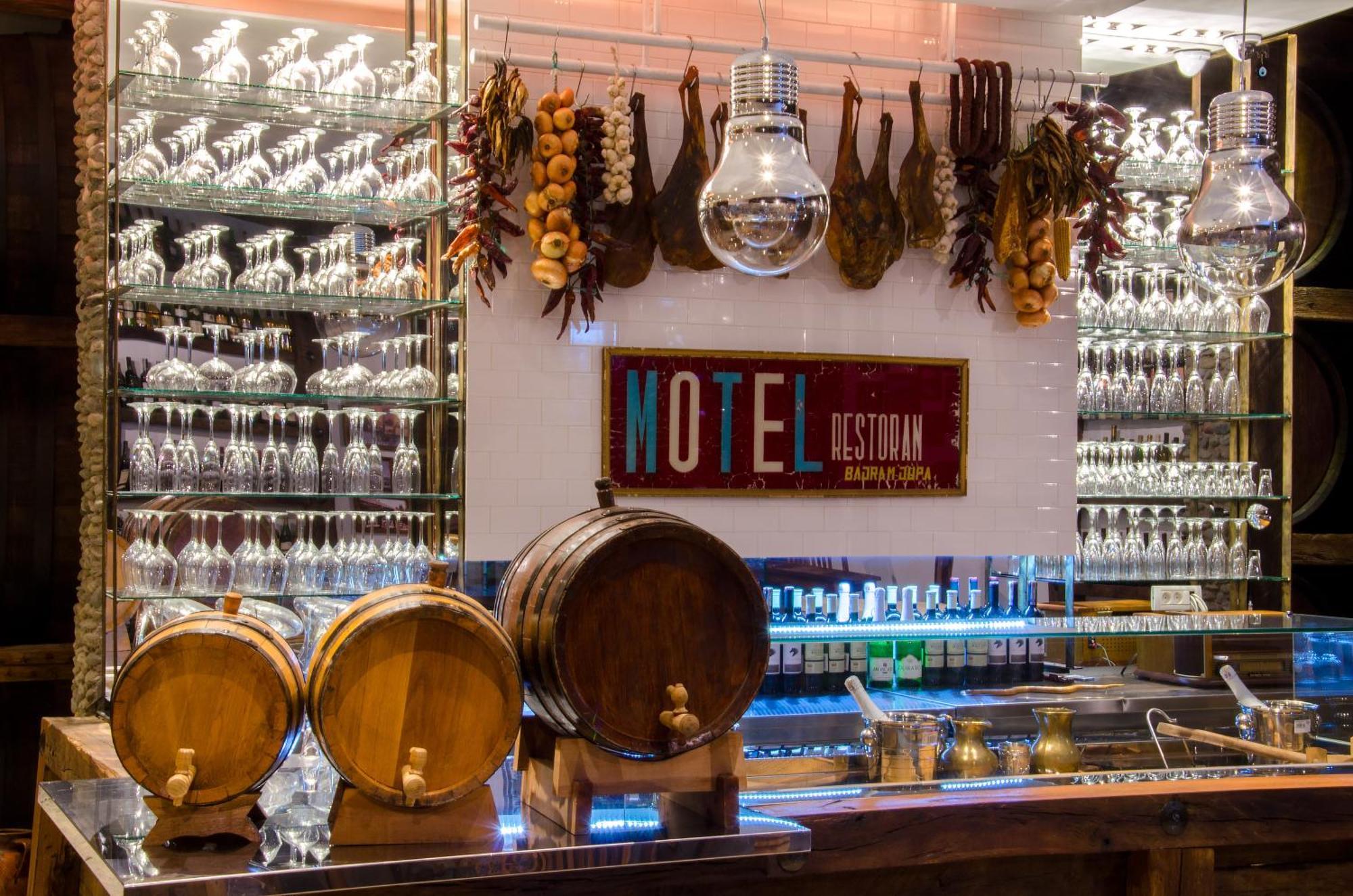 Hotel Carshia E Jupave Gjakova Екстер'єр фото