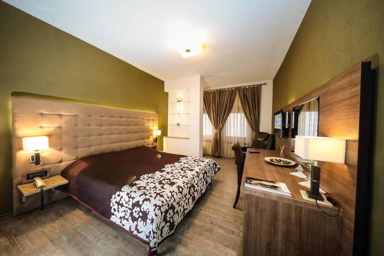 Hotel Carshia E Jupave Gjakova Екстер'єр фото