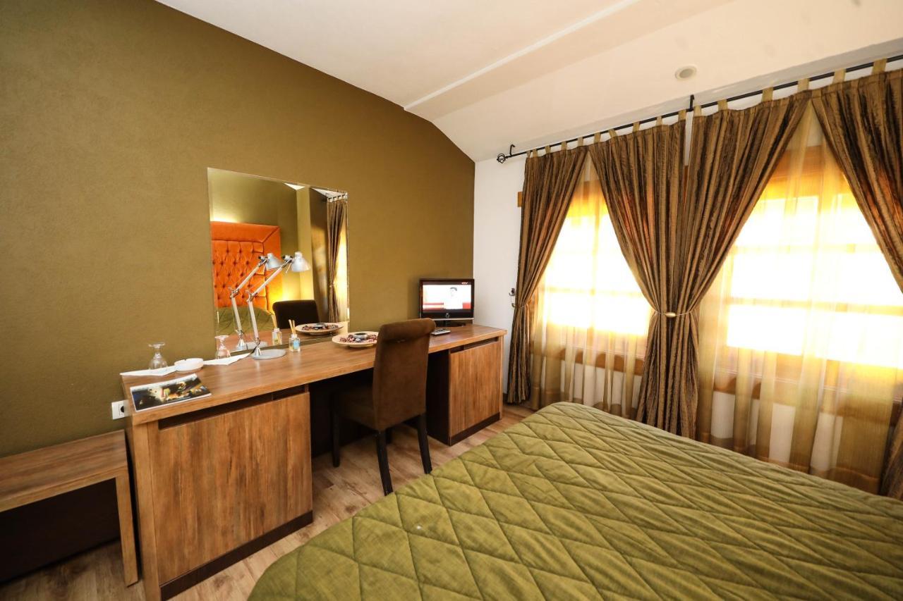 Hotel Carshia E Jupave Gjakova Екстер'єр фото